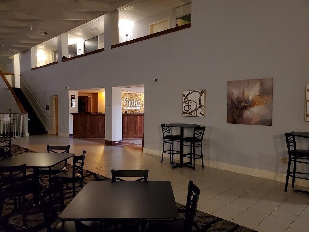 C3 Hotel And Convention Center Hastings Luaran gambar